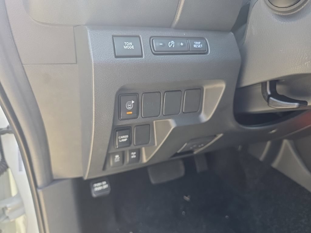 New 2026 Nissan Frontier PRO-4X w/ Tow Package AWD/4WD image 18