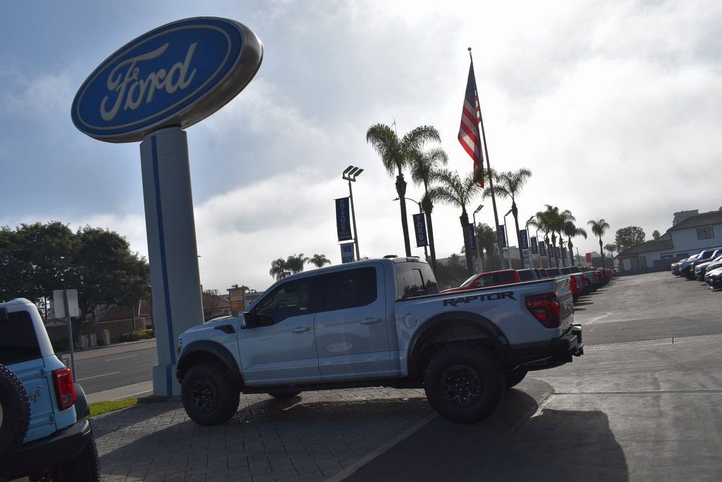 Used 2025 Ford F150 Raptor R w/ Equipment Group 803A Raptor R image 31