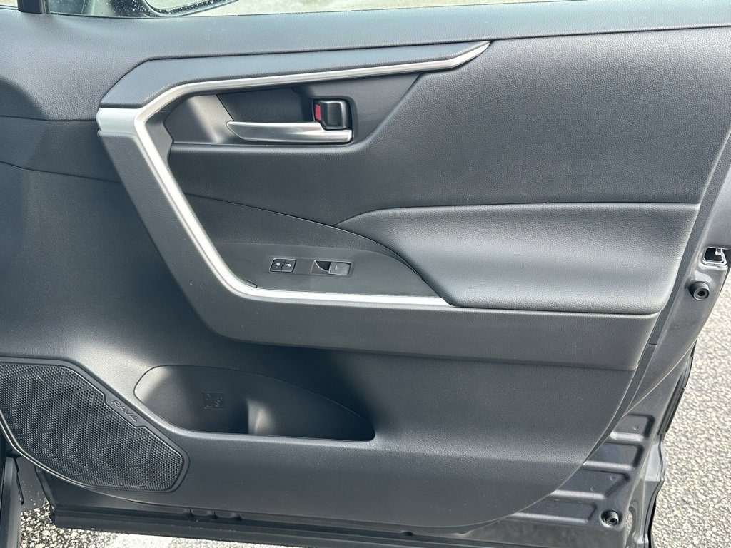 New 2025 Toyota RAV4 XLE image 20