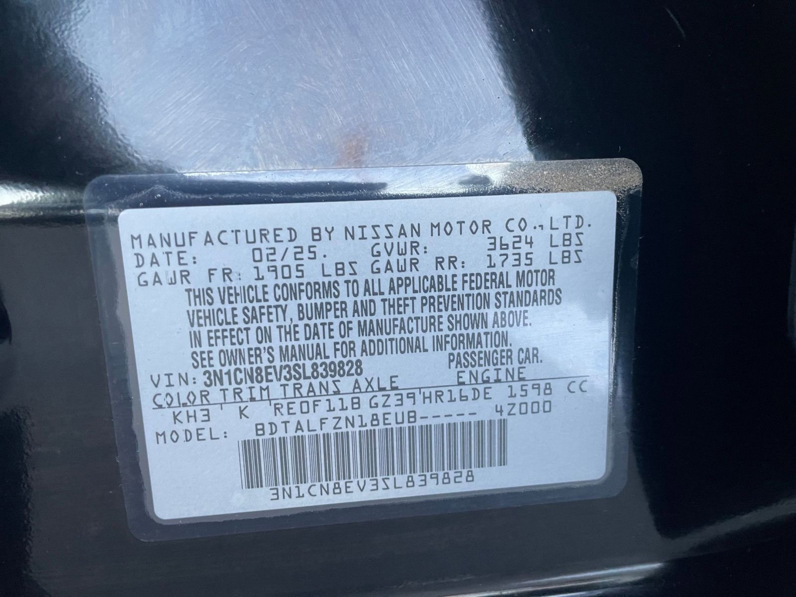 Used 2025 Nissan Versa SV image 27