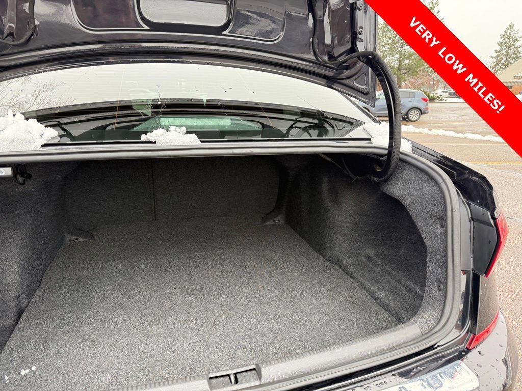 Used 2021 Volkswagen Passat 2.0T SE image 38