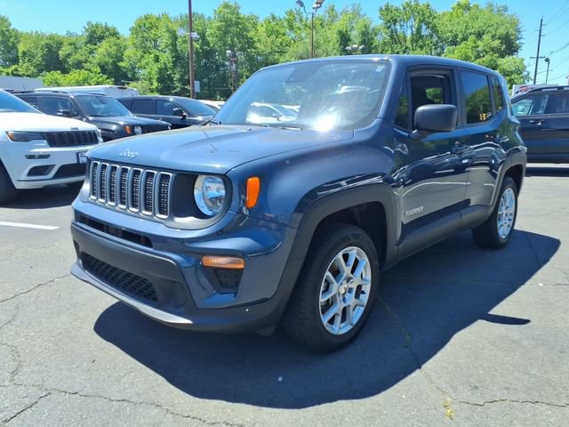 Used 2023 Jeep Renegade Latitude AWD/4WD image 8