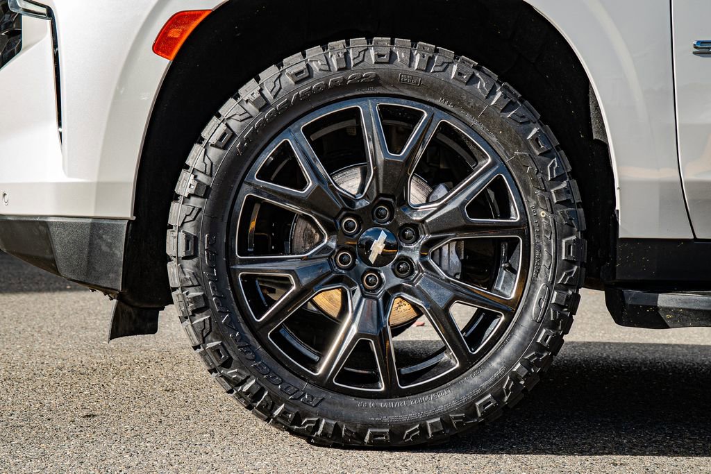 Used 2022 Chevrolet Suburban High Country image 10