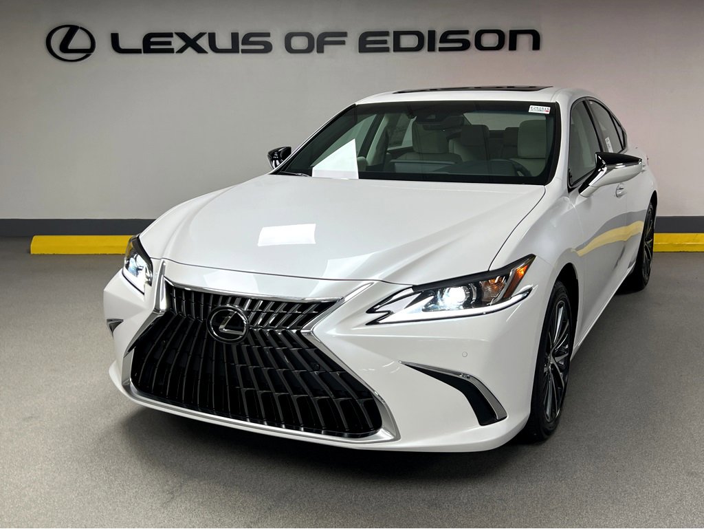 New 2025 Lexus ES 350 w/ Premium Package image 3