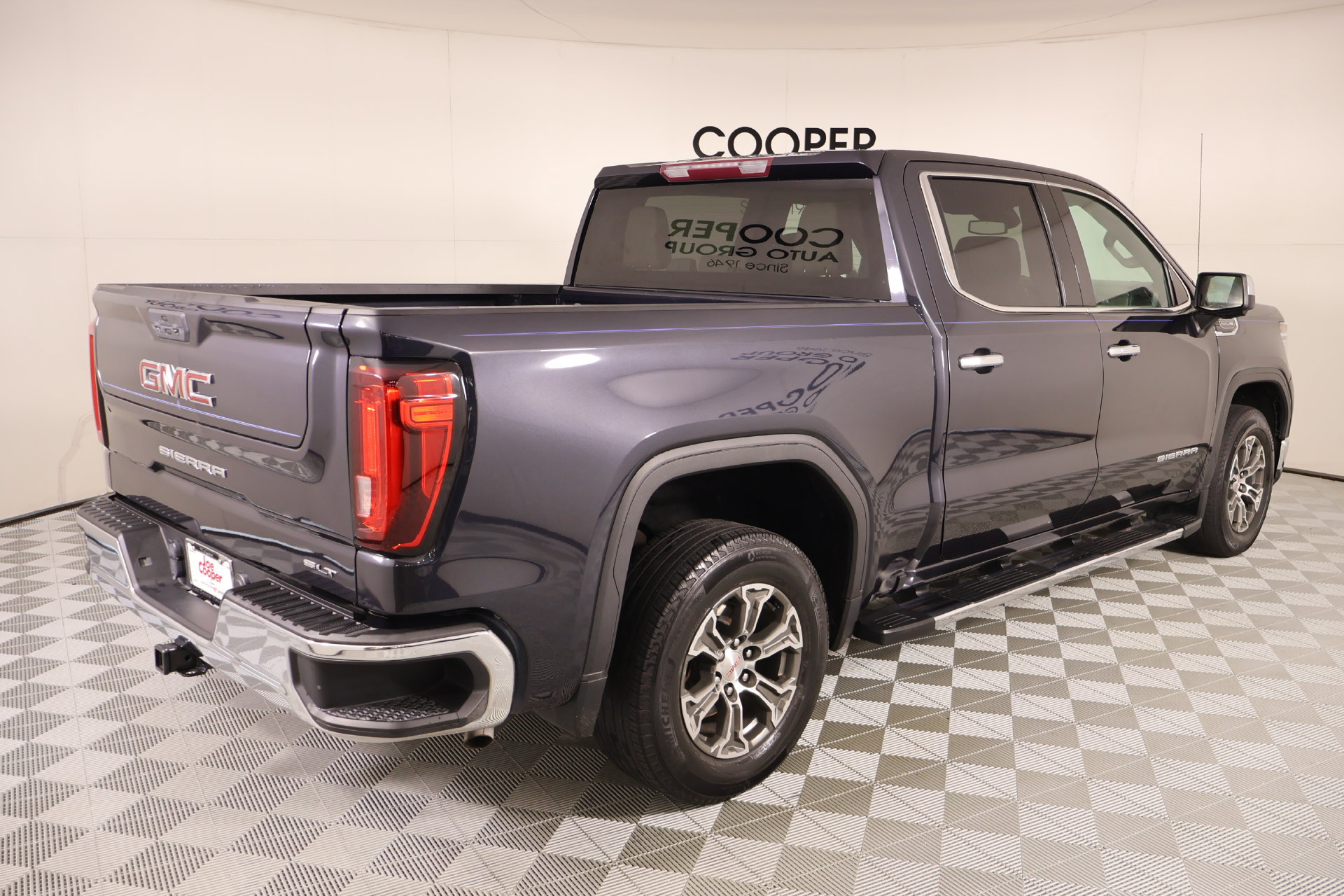 Used 2022 GMC Sierra 1500 SLT RWD image 20