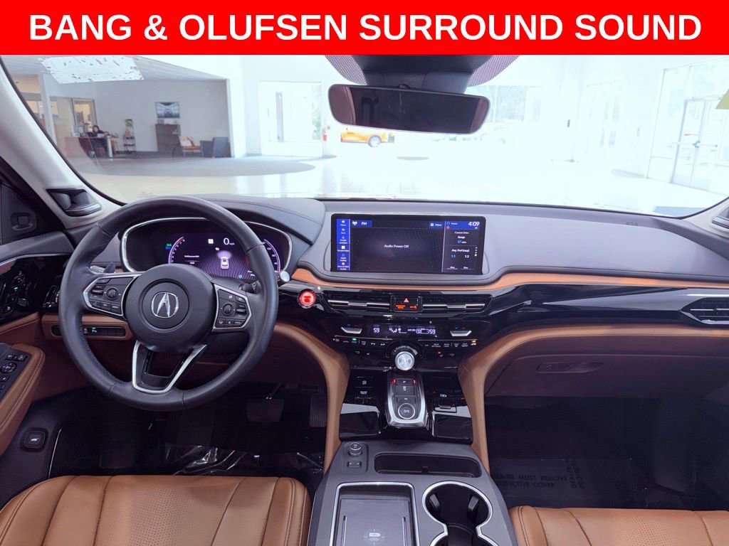 Used 2025 Acura MDX SH-AWD w/ Technology Package image 10