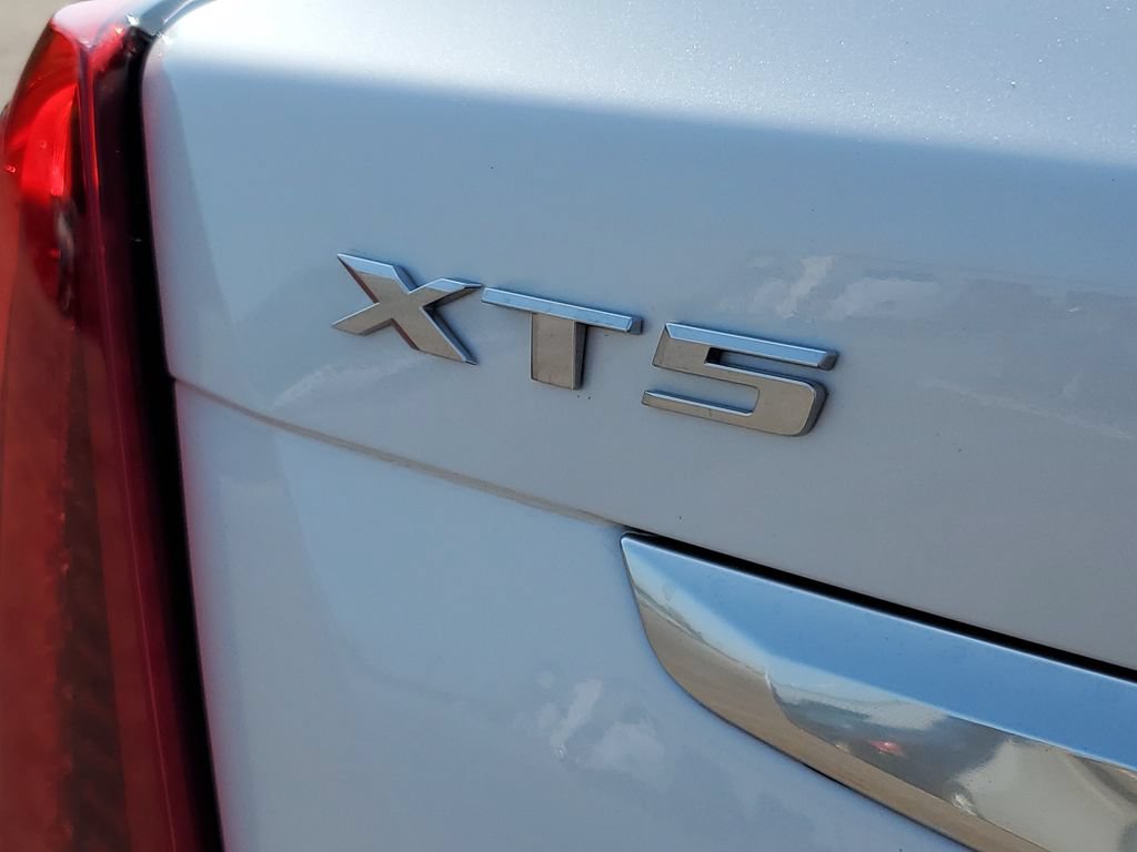 Used 2025 Cadillac XT5 Luxury w/ LPO, Floor Liner Package AWD/4WD image 29