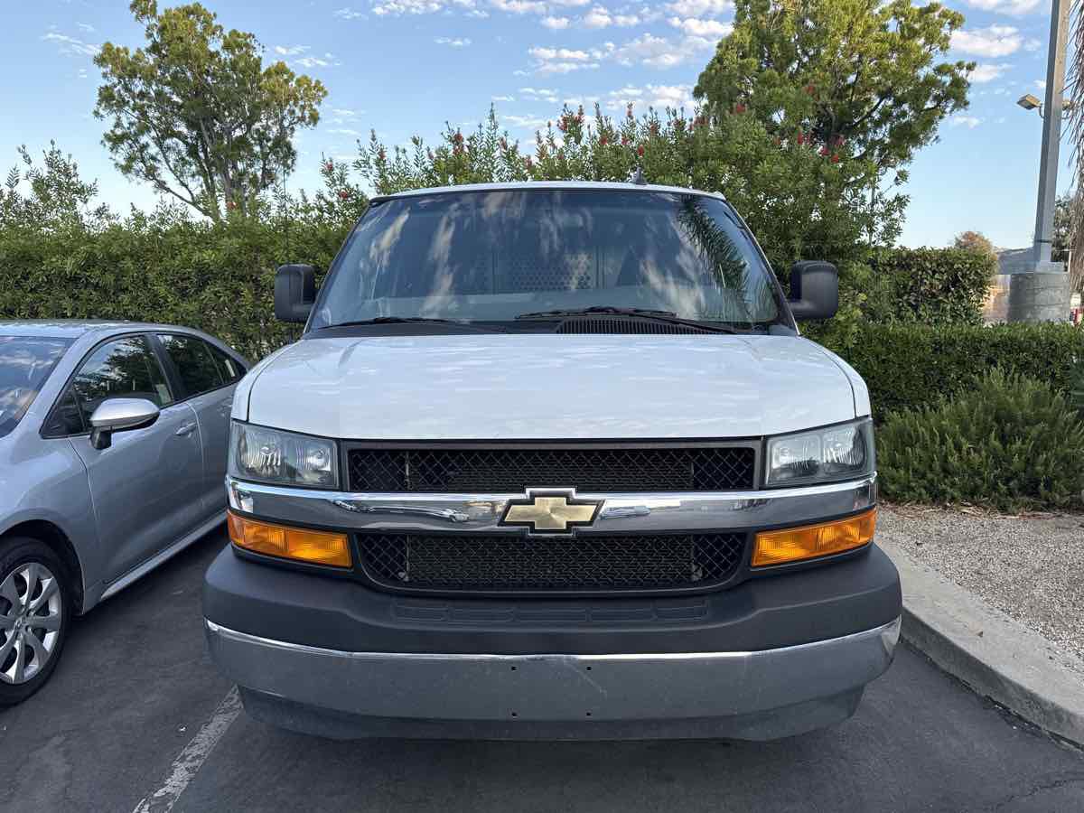 Used 2023 Chevrolet Express 2500 w/ Driver Convenience Package image 4