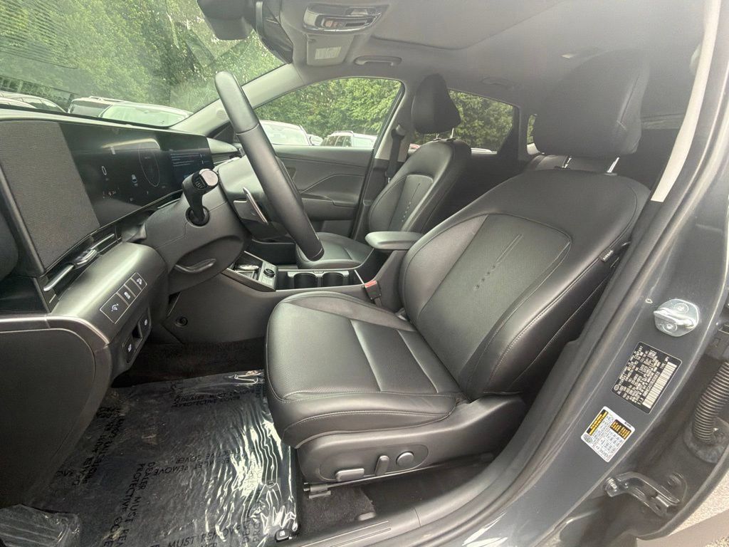 Certified 2024 Hyundai Kona Limited AWD/4WD image 17