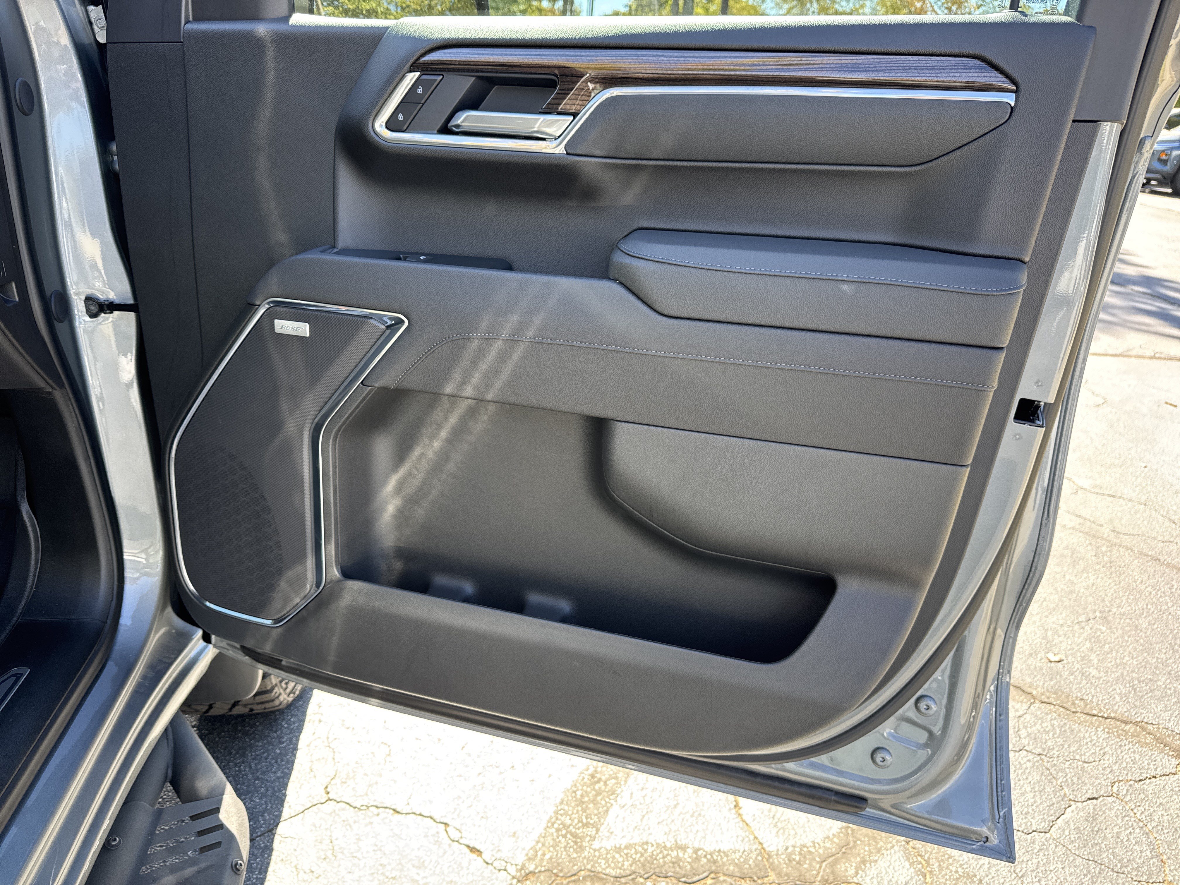 New 2026 Chevrolet Silverado 1500 LT Trail Boss w/ Convenience Package II AWD/4WD image 14