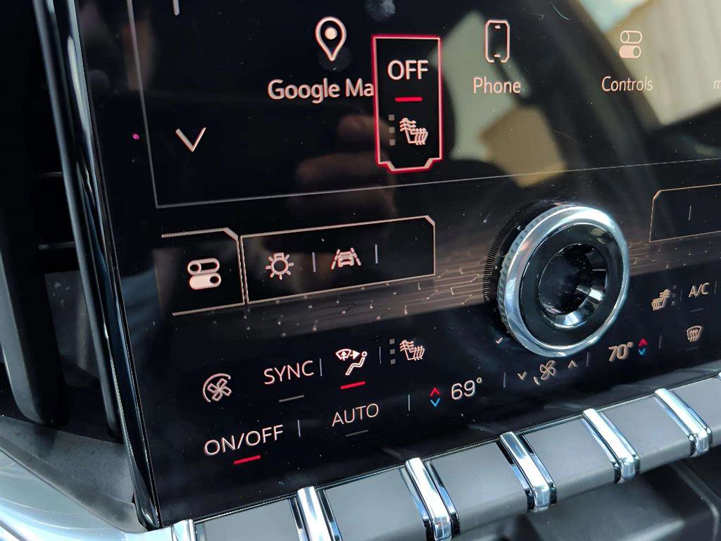 Used 2025 GMC Acadia Elevation image 13