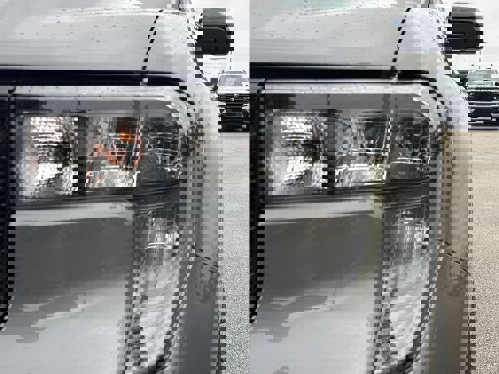 New 2026 Ford Maverick XLT w/ Black Appearance Package AWD/4WD image 17