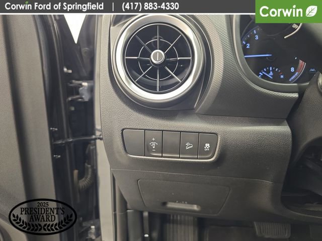 Used 2023 Hyundai Kona SEL FWD image 31