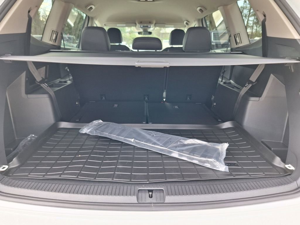 New 2026 Volkswagen Atlas SE image 25