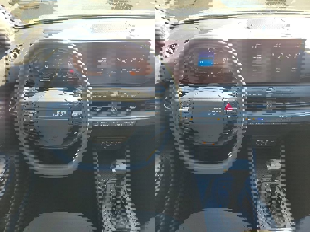 New 2026 Kia K4 LXS image 17