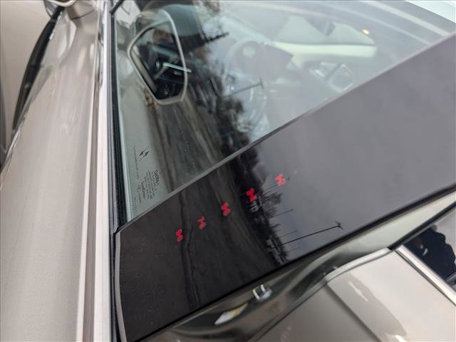 Used 2023 Lincoln Nautilus AWD w/ Premium Package image 11