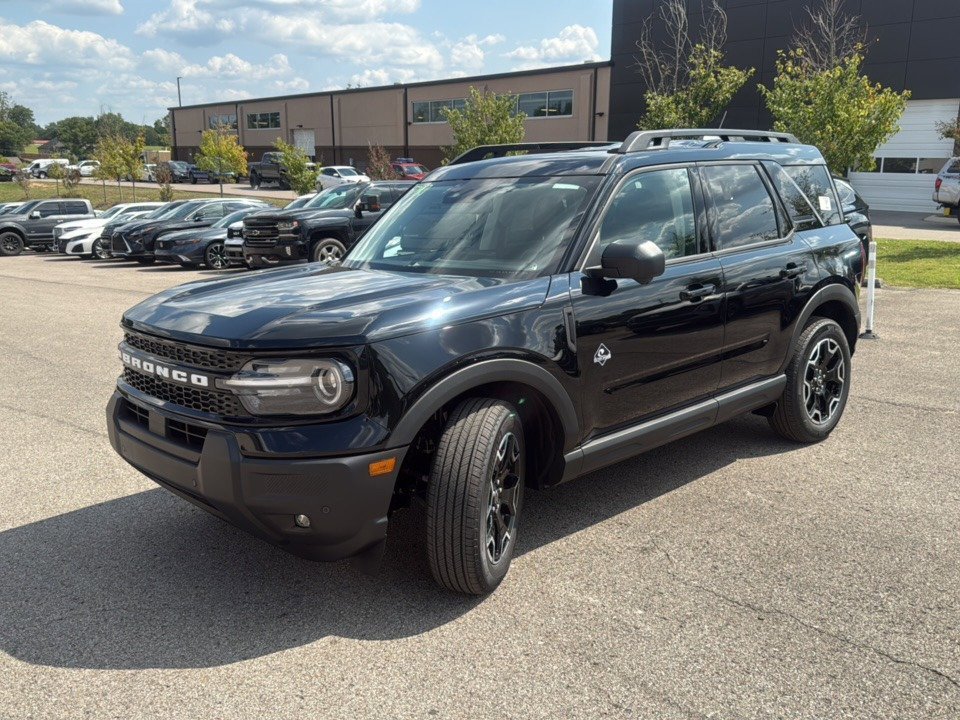 New 2025 Ford Bronco Sport Outer Banks w/ Outer Banks Tech Package+ image 4