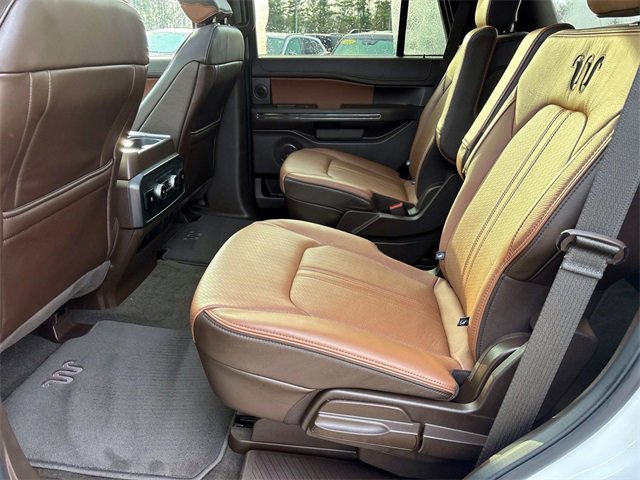 Used 2024 Ford Expedition King Ranch image 11
