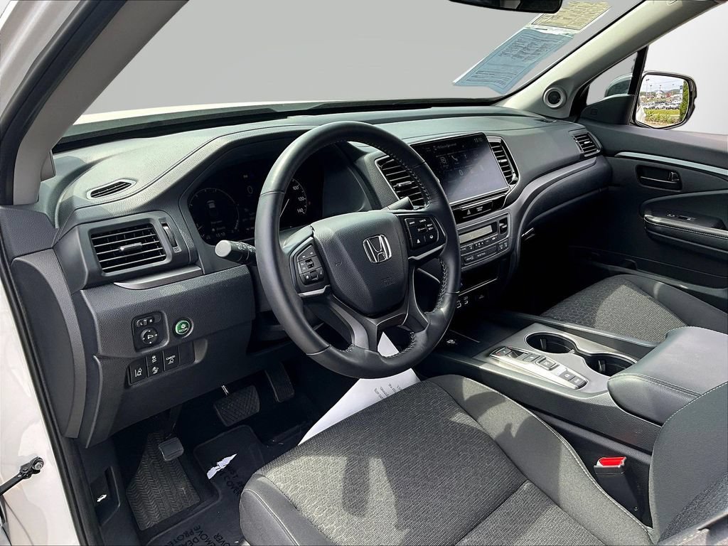 Certified 2025 Honda Ridgeline Sport+ image 17