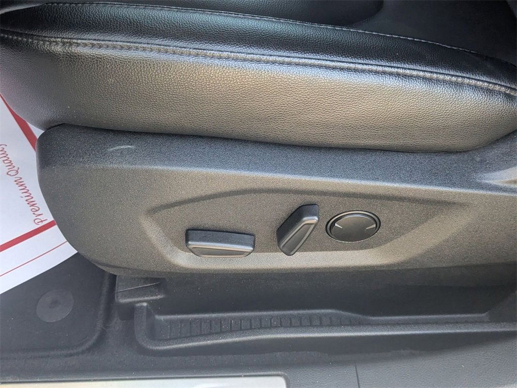 Used 2024 Ford Edge Titanium image 16