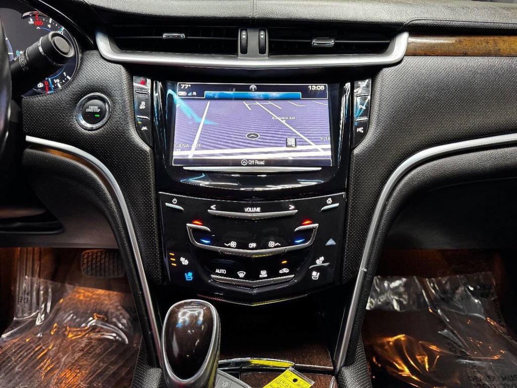 Used 2017 Cadillac XTS Premium Luxury FWD image 25