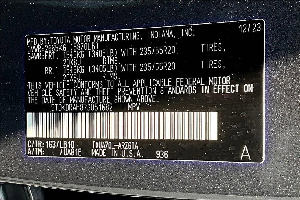 Used 2024 Toyota Highlander Limited image 36