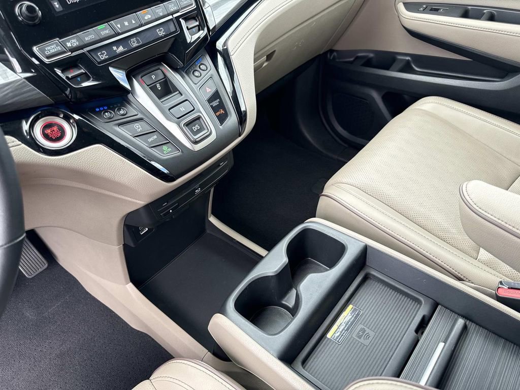 Used 2021 Honda Odyssey Elite image 26