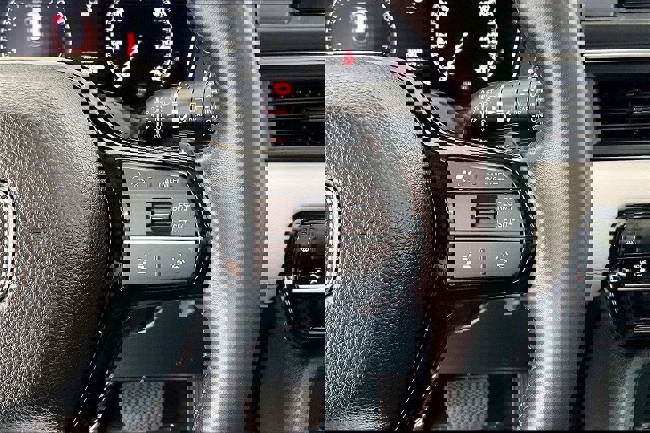 Used 2024 Honda Pilot Touring image 22