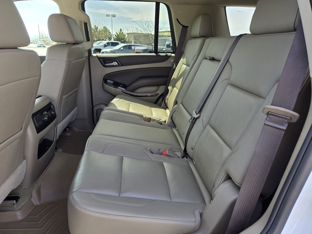 Used 2019 Chevrolet Tahoe LT w/ Luxury Package AWD/4WD image 4