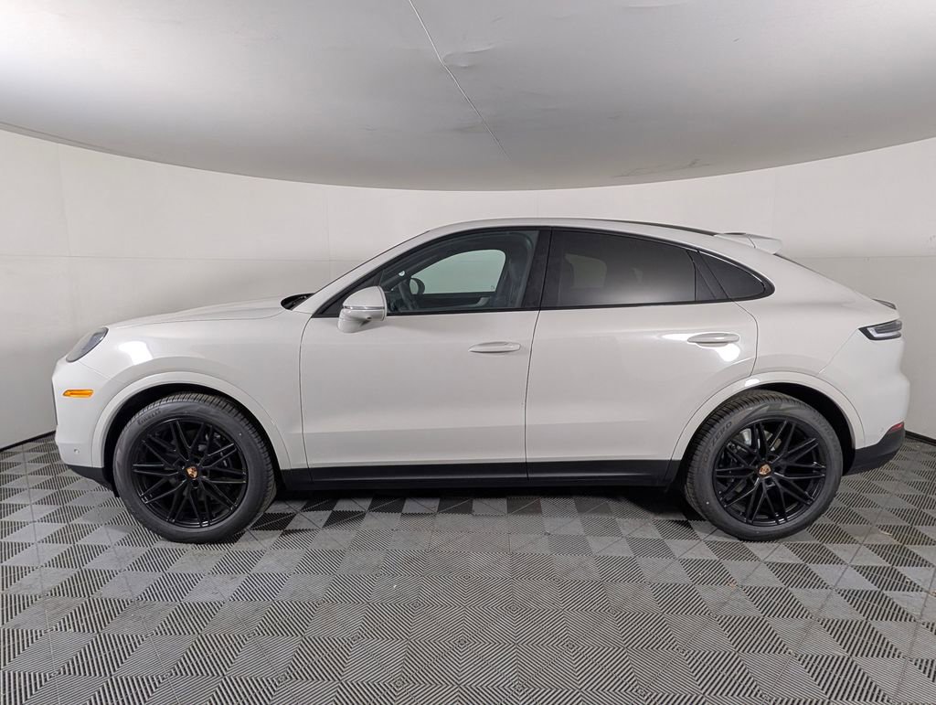 New 2026 Porsche Cayenne Coupe AWD/4WD image 2