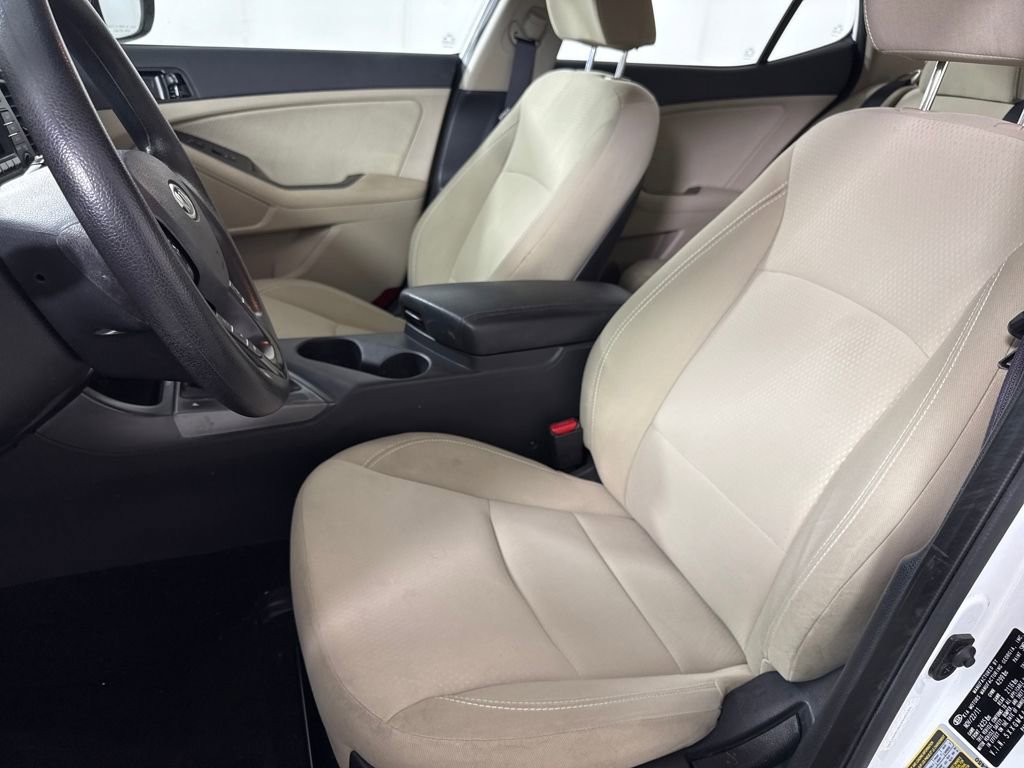 Used 2012 Kia Optima LX FWD image 10
