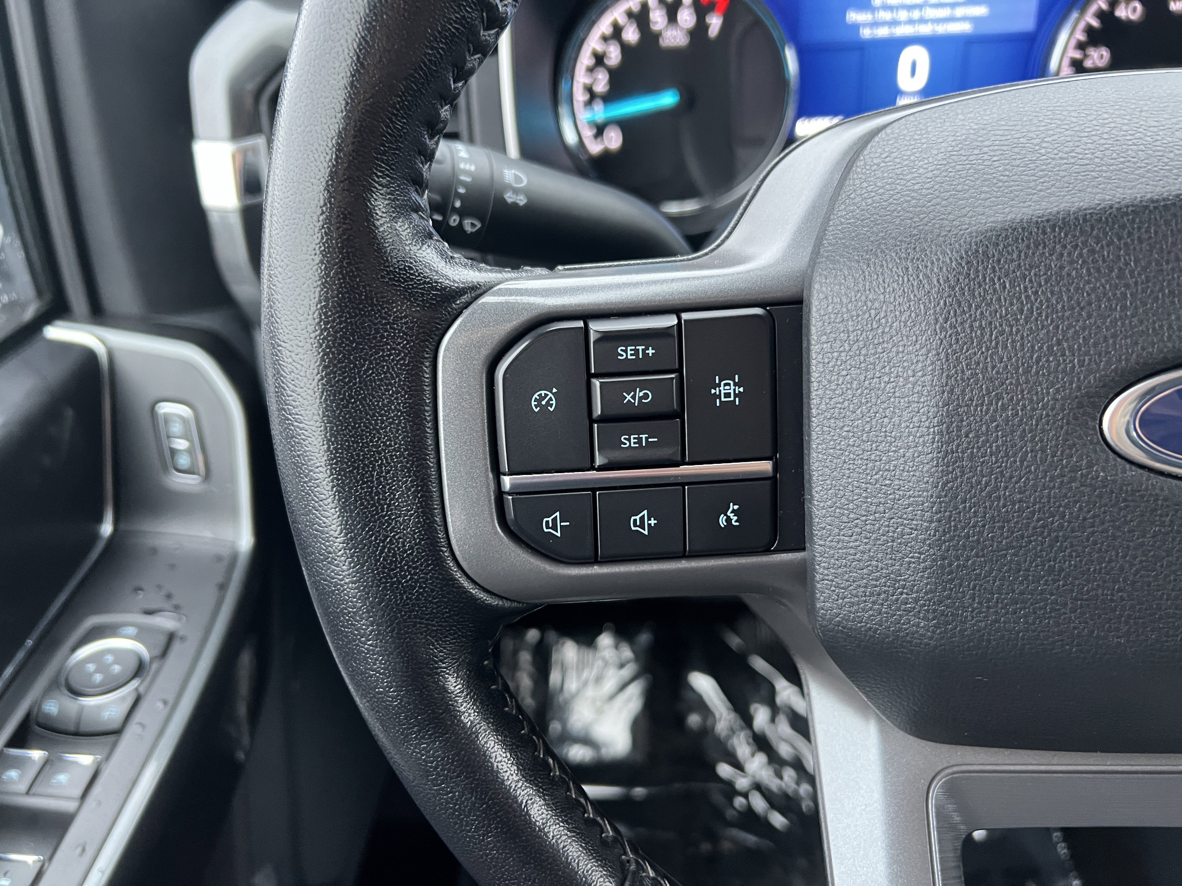 Used 2022 Ford F150 XLT w/ Equipment Group 302A High image 25