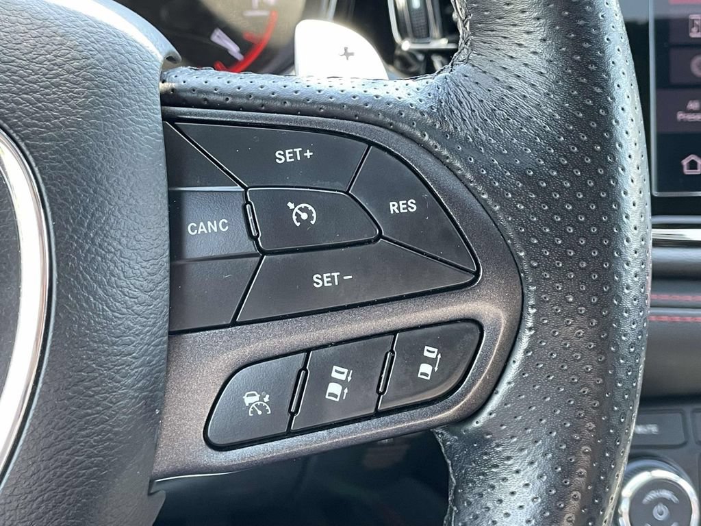 Used 2024 Dodge Durango GT RWD image 23