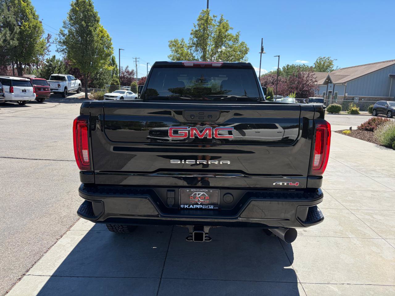 Used 2022 GMC Sierra 3500 AT4 w/ Gooseneck/5TH Wheel Package AWD/4WD image 9