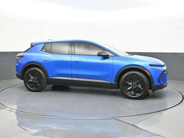 New 2026 Chevrolet Equinox EV LT w/ Midnight Package image 17