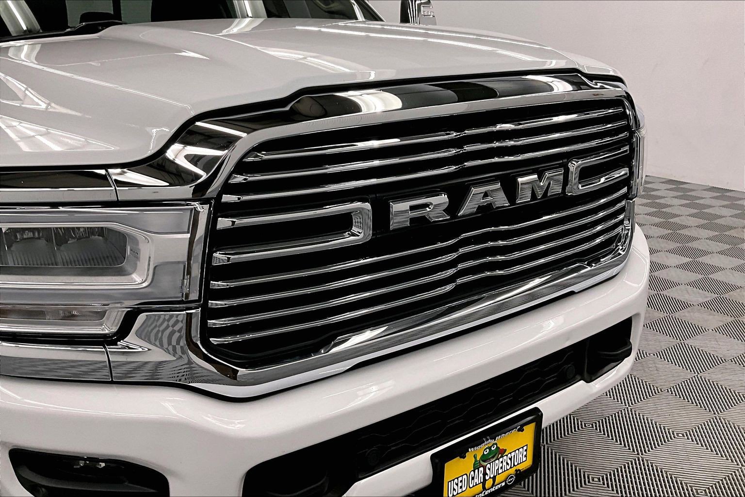Used 2024 RAM 2500 Laramie w/ Safety Group AWD/4WD image 33