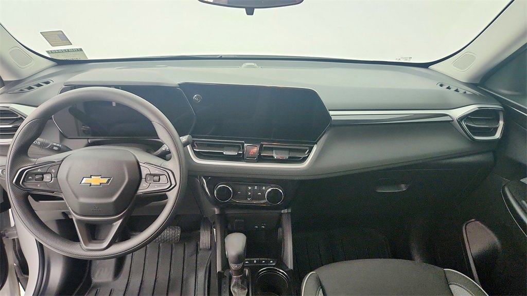 Certified 2024 Chevrolet TrailBlazer LT w/ Driver Confidence Package image 22