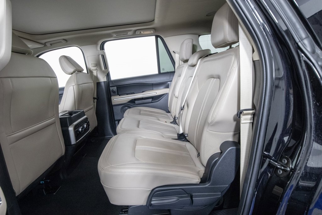 Used 2024 Ford Expedition Max Limited image 10