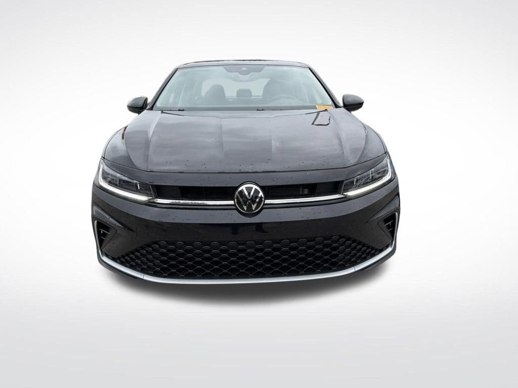 Used 2025 Volkswagen Jetta S image 2