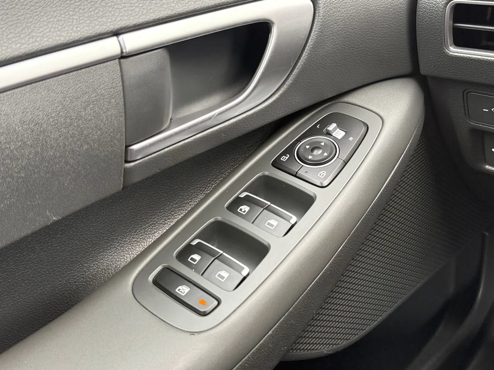 Used 2022 Hyundai Sonata SE FWD image 39