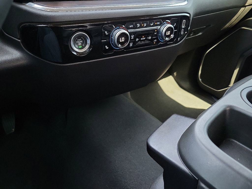 Used 2024 GMC Sierra 1500 SLT image 25