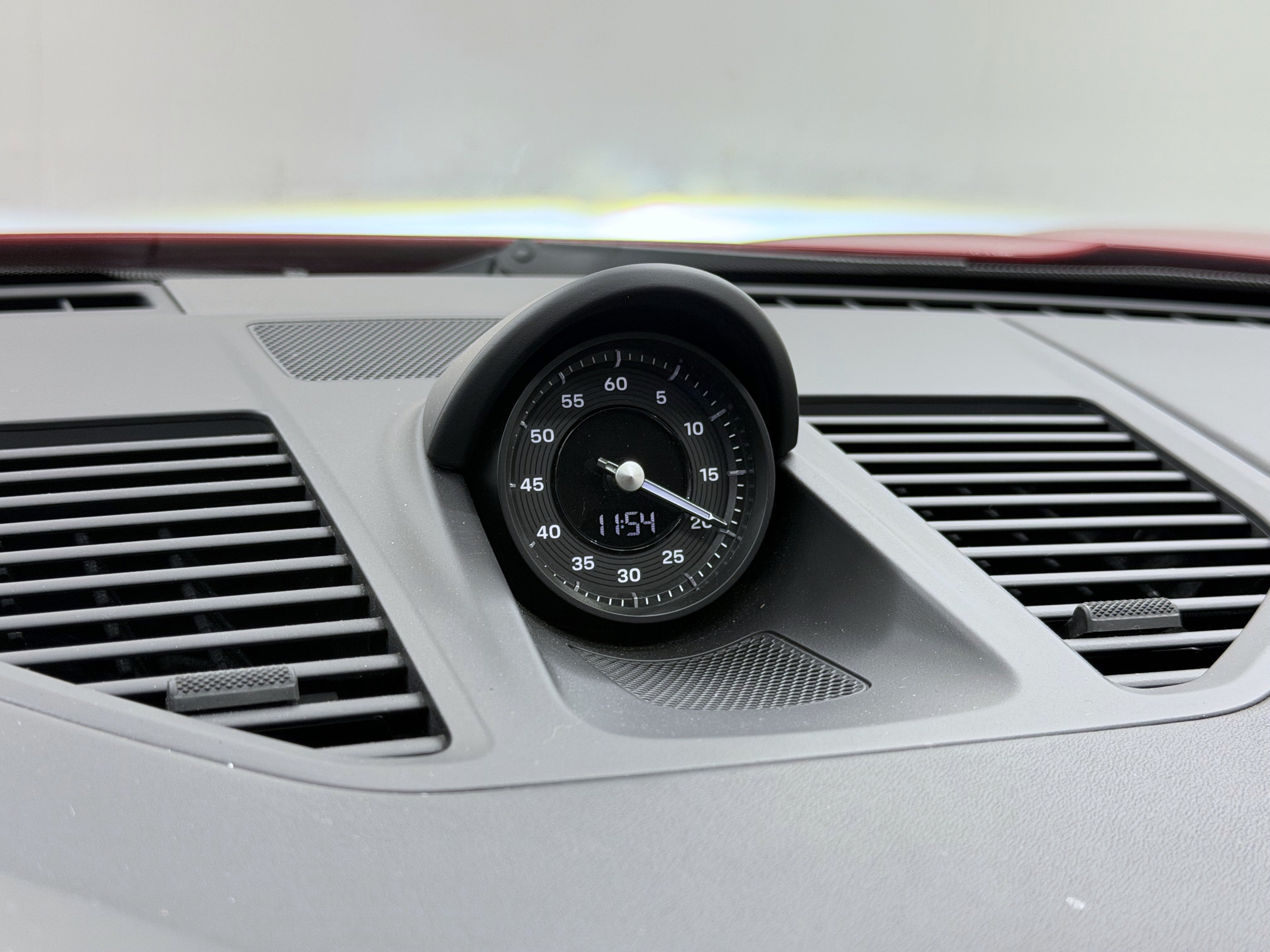 Certified 2023 Porsche 911 Carrera RWD image 57