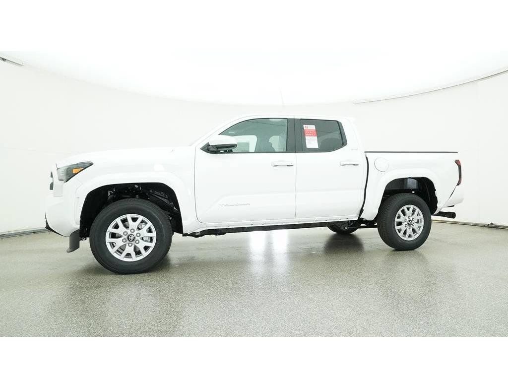 Used 2024 Toyota Tacoma SR5 RWD image 23