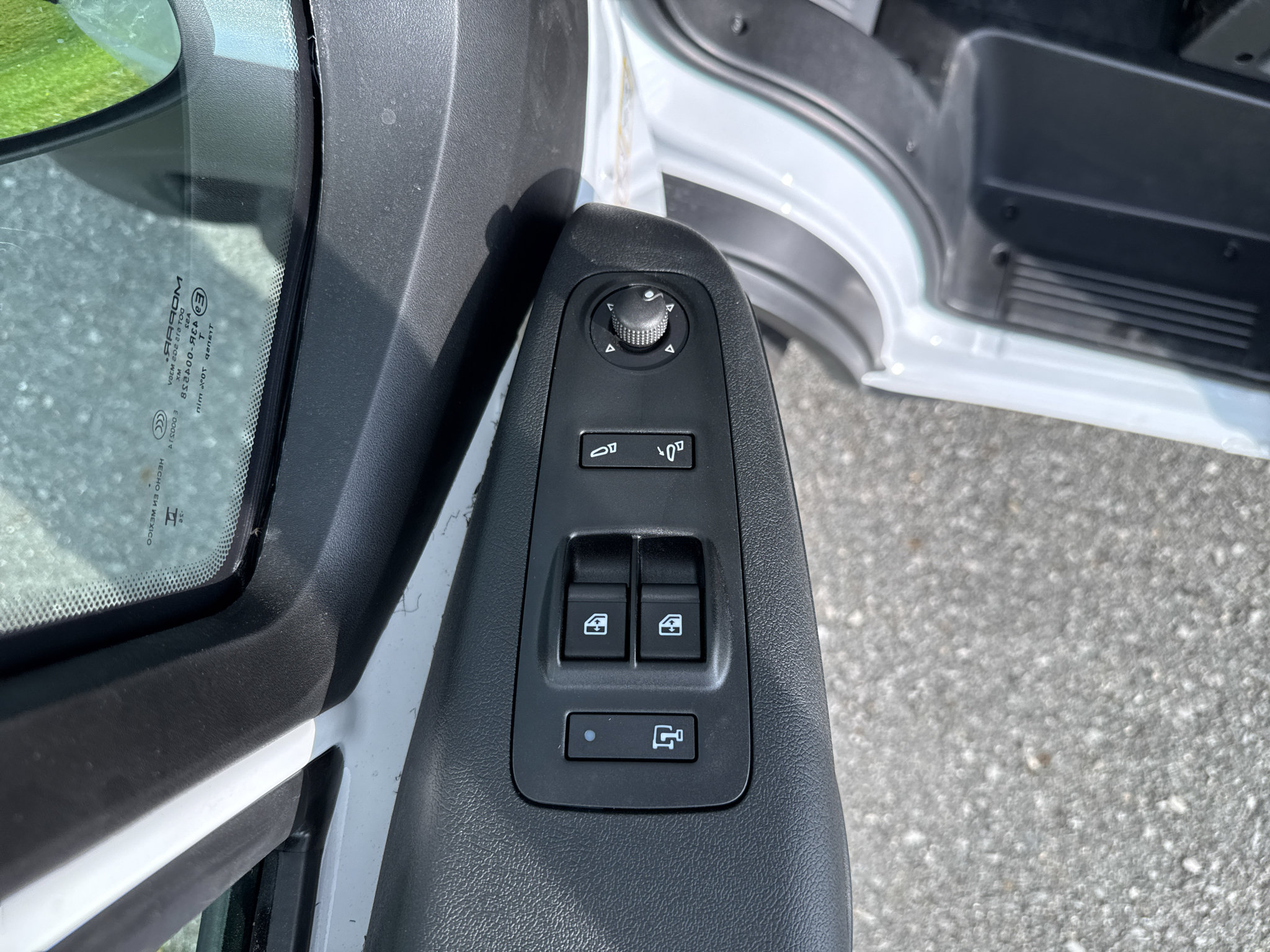 New 2026 RAM ProMaster 2500 w/ Convenience Group FWD image 25
