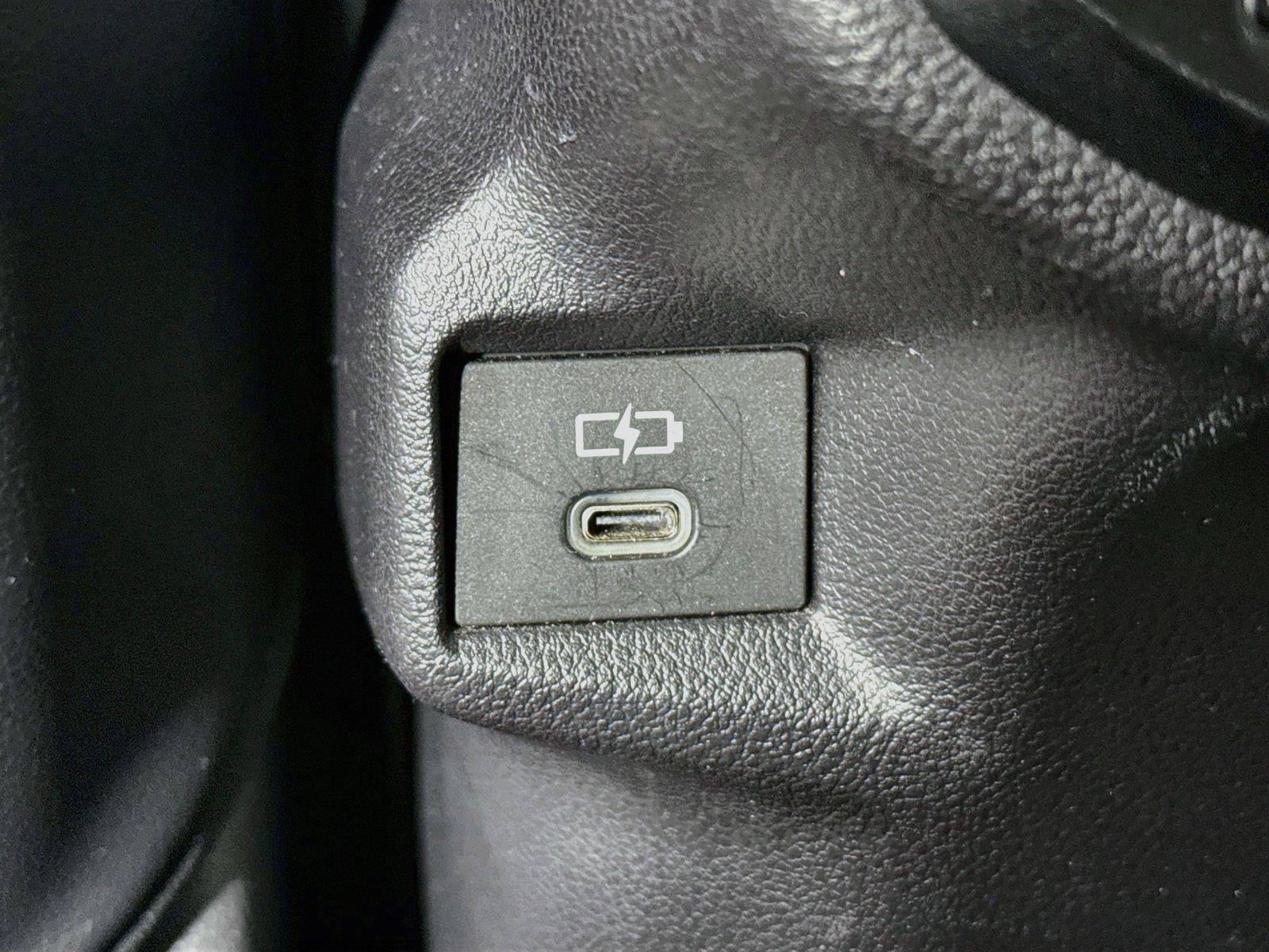 Certified 2025 Toyota Grand Highlander FWD image 36