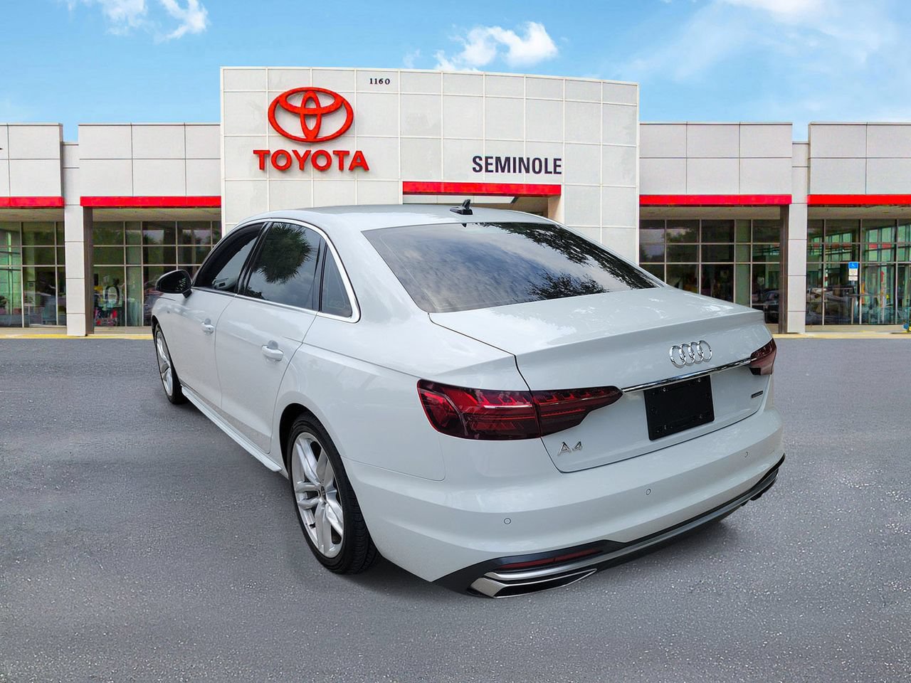 Used 2023 Audi A4 2.0T Premium Plus AWD/4WD image 4
