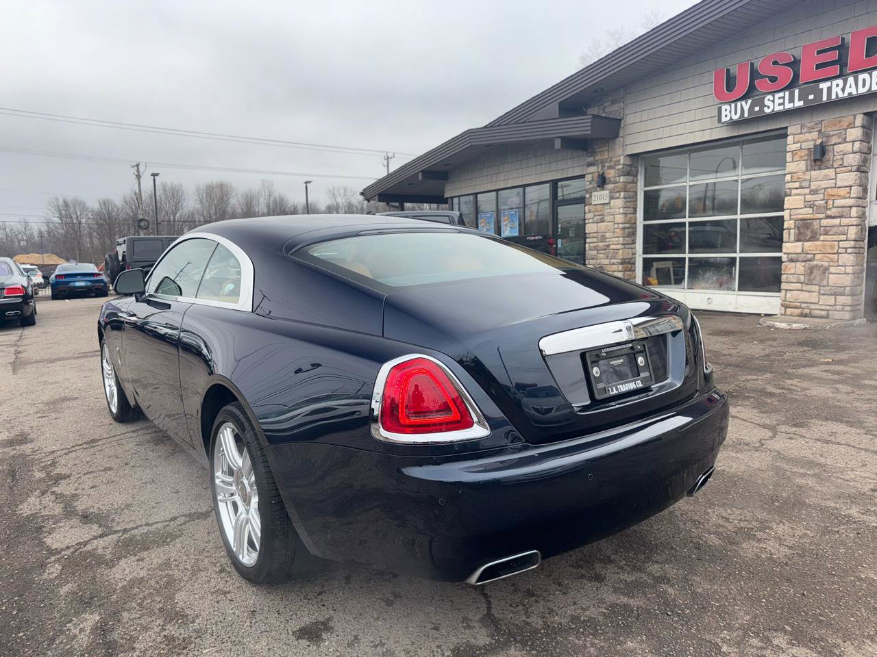 Used 2015 Rolls-Royce Wraith image 8