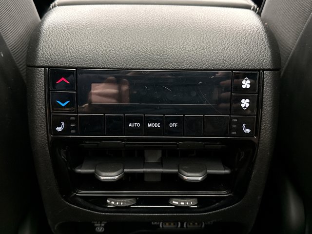 Used 2022 Jeep Grand Cherokee L Overland AWD/4WD image 21