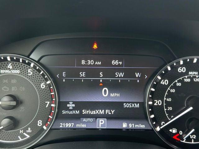 Used 2024 Nissan Armada SL w/ Captain's Chairs Package image 19