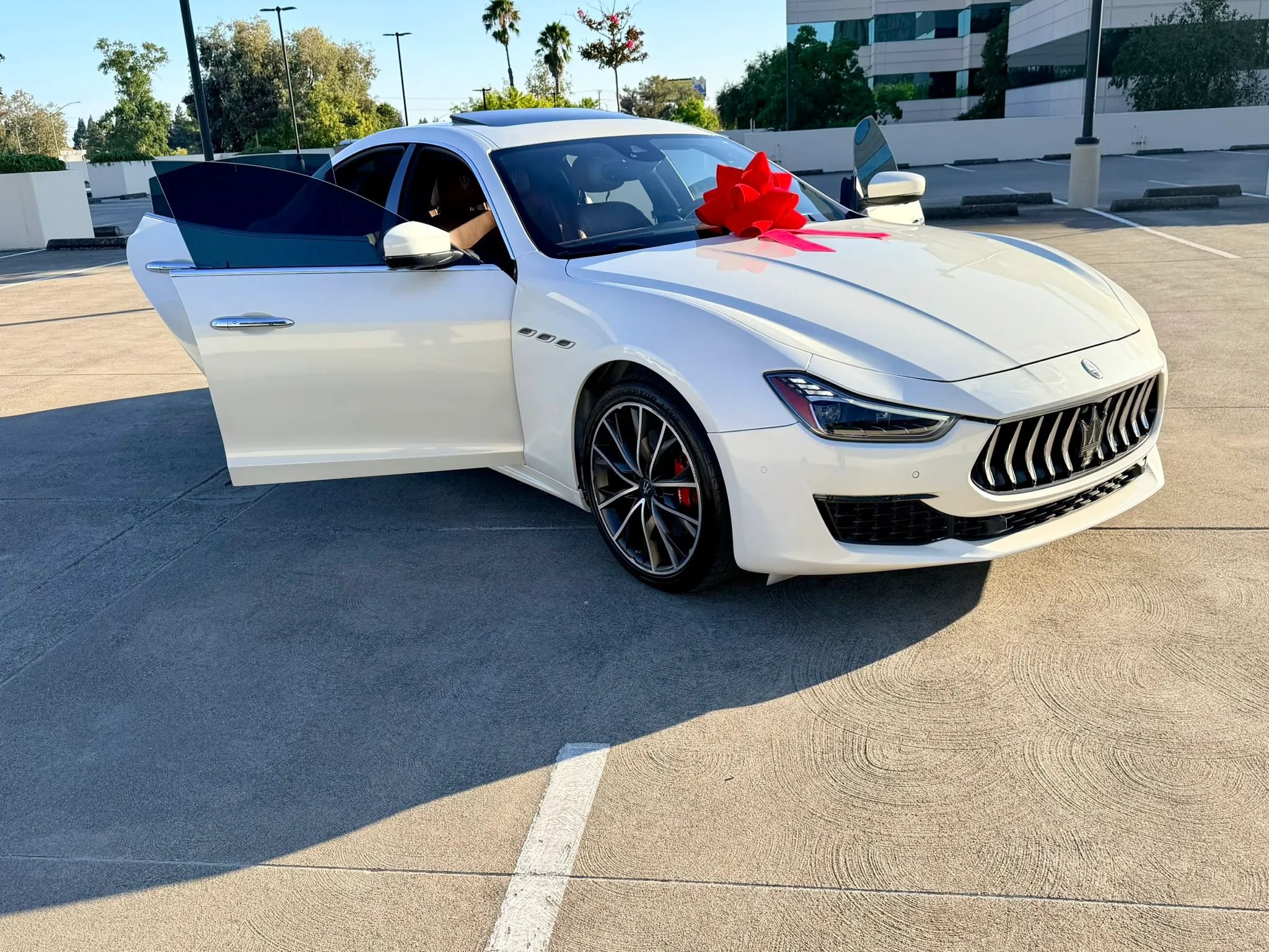 Used 2019 Maserati Ghibli GranLusso RWD image 75